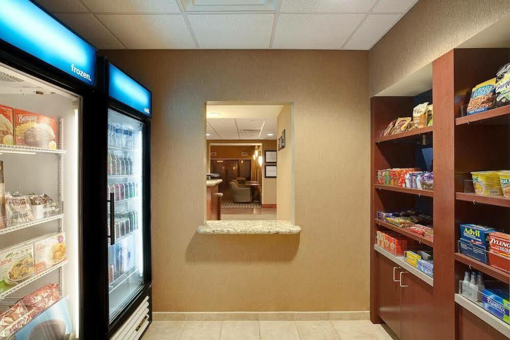 Hampton Inn & Suites Chicago - Libertyville Exterior photo
